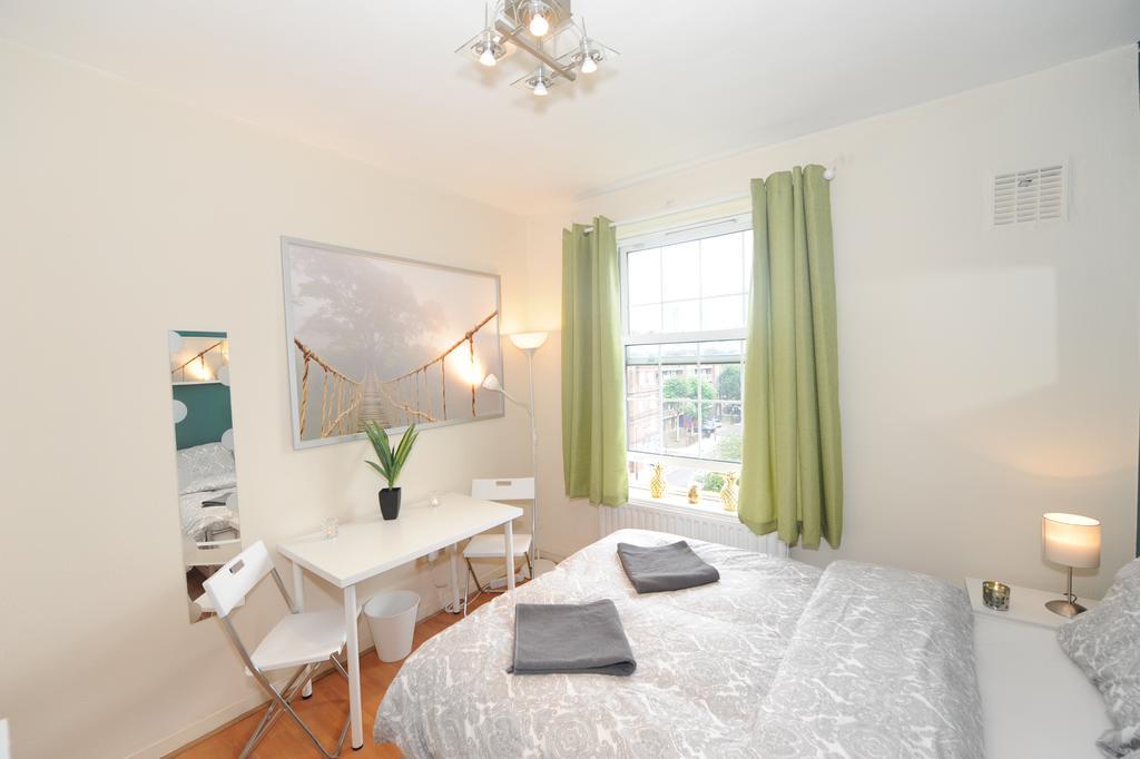 Chicksand London Bagian luar foto